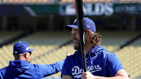 Clayton Kershaw overcomes shoulder injury to will himself into another Dodgers postseason